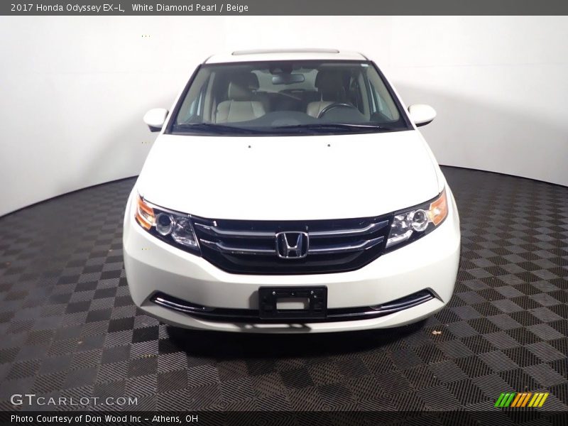 White Diamond Pearl / Beige 2017 Honda Odyssey EX-L