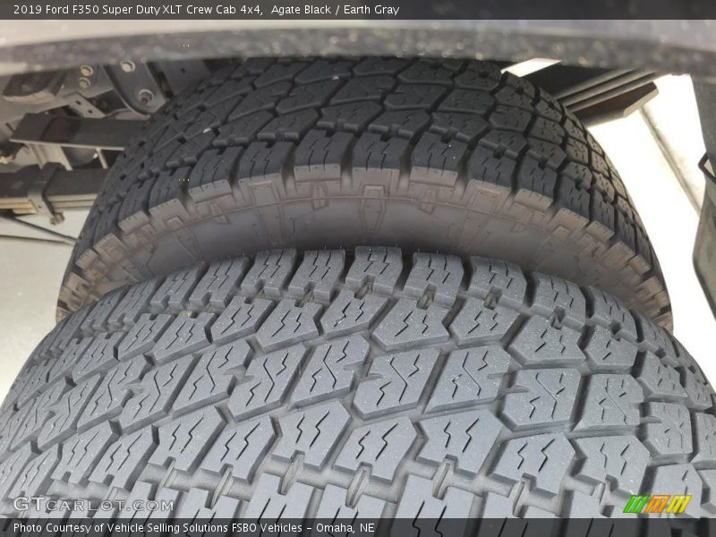 Agate Black / Earth Gray 2019 Ford F350 Super Duty XLT Crew Cab 4x4