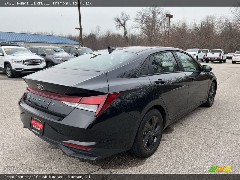 Phantom Black / Black 2021 Hyundai Elantra SEL