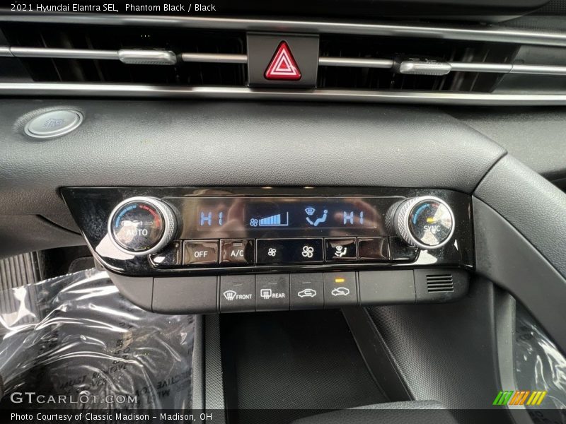 Controls of 2021 Elantra SEL