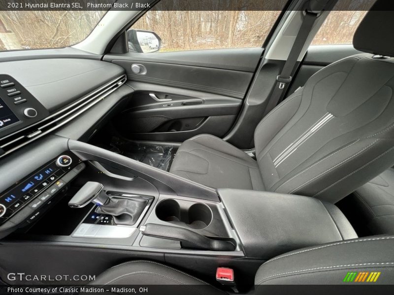 Front Seat of 2021 Elantra SEL