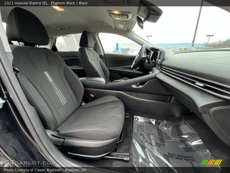 Front Seat of 2021 Elantra SEL
