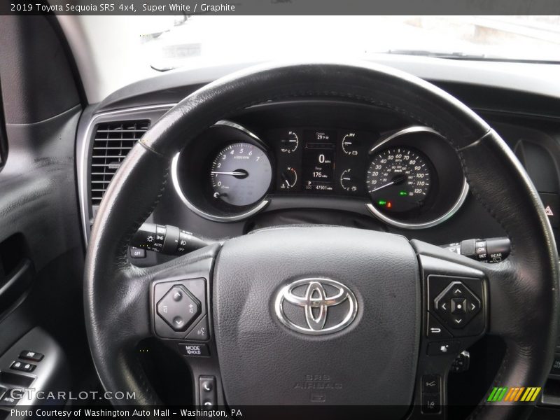Super White / Graphite 2019 Toyota Sequoia SR5 4x4