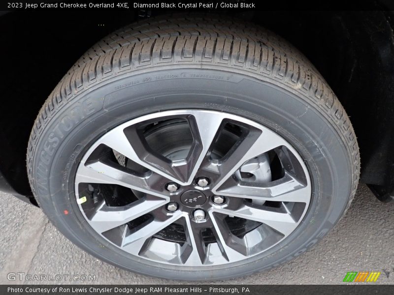  2023 Grand Cherokee Overland 4XE Wheel