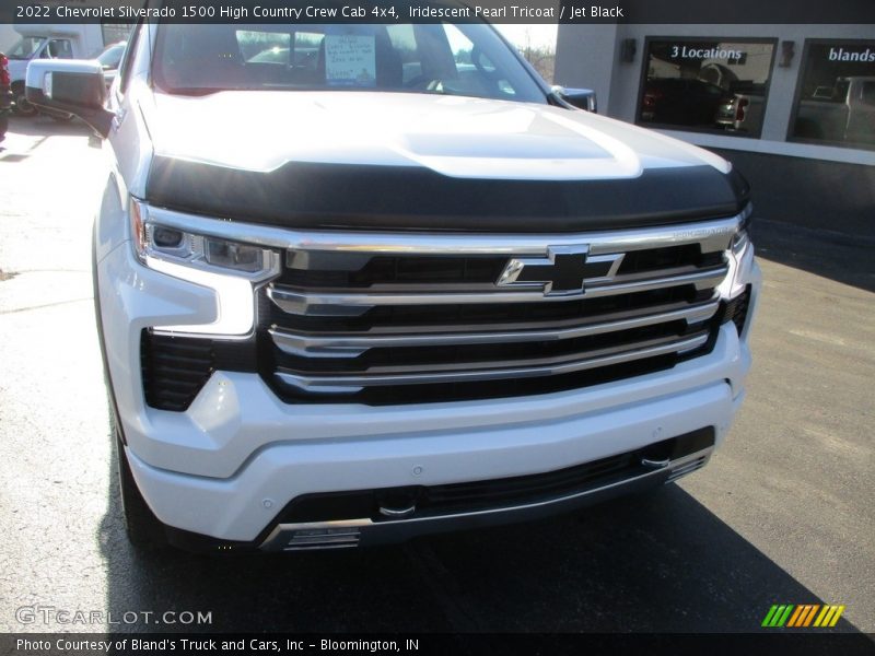 Iridescent Pearl Tricoat / Jet Black 2022 Chevrolet Silverado 1500 High Country Crew Cab 4x4