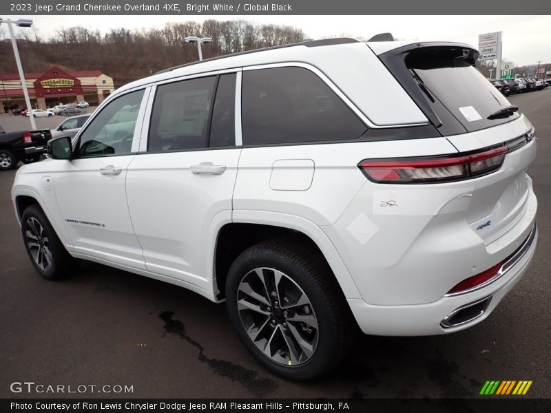 Bright White / Global Black 2023 Jeep Grand Cherokee Overland 4XE