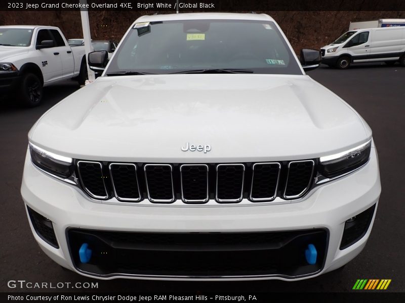 Bright White / Global Black 2023 Jeep Grand Cherokee Overland 4XE