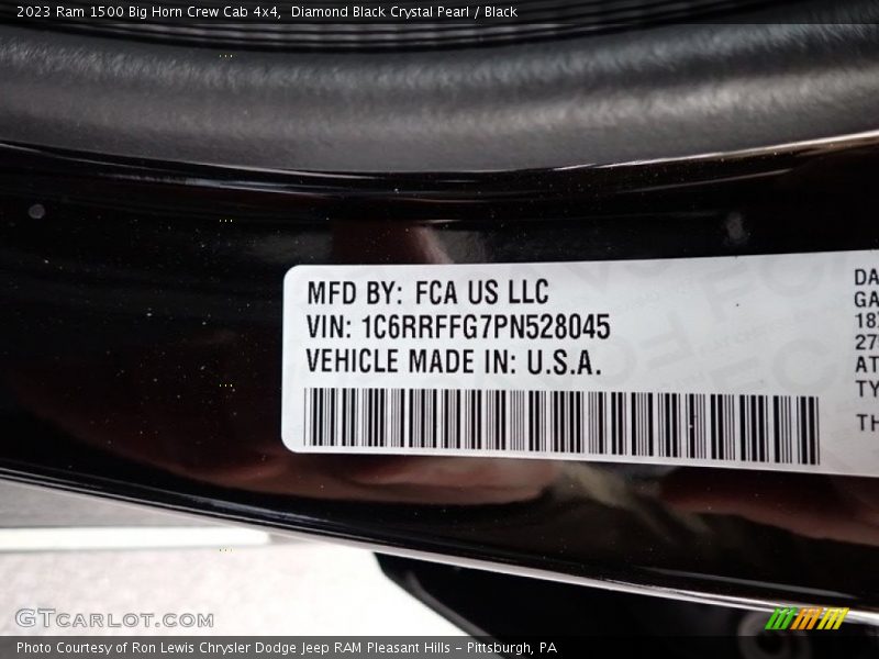 Diamond Black Crystal Pearl / Black 2023 Ram 1500 Big Horn Crew Cab 4x4