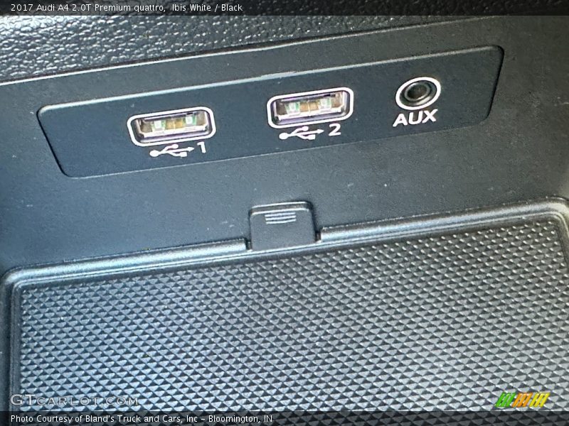 Ibis White / Black 2017 Audi A4 2.0T Premium quattro