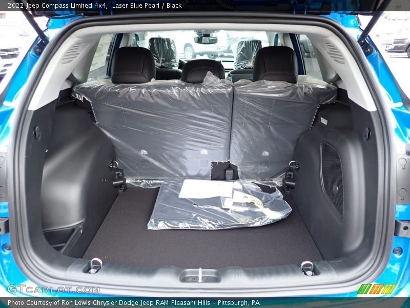 2022 Compass Limited 4x4 Trunk