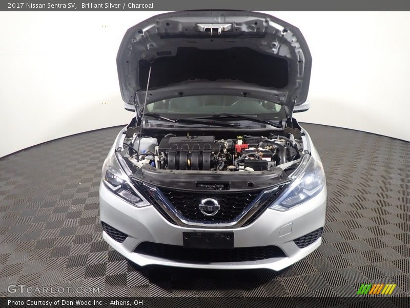 Brilliant Silver / Charcoal 2017 Nissan Sentra SV