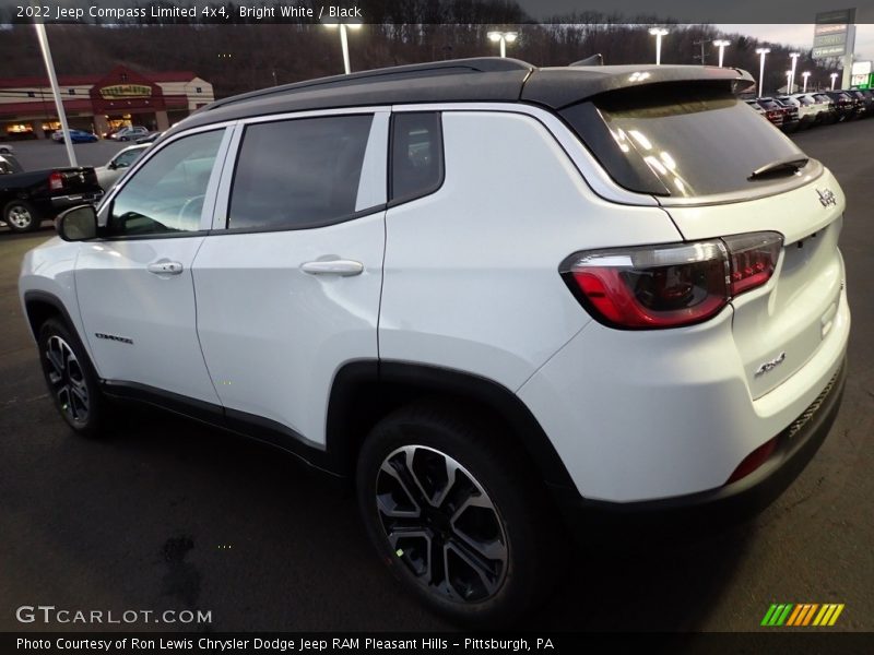 Bright White / Black 2022 Jeep Compass Limited 4x4