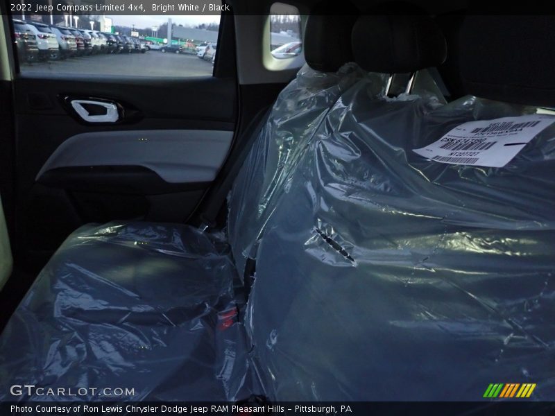 Bright White / Black 2022 Jeep Compass Limited 4x4