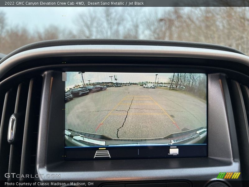 Controls of 2022 Canyon Elevation Crew Cab 4WD