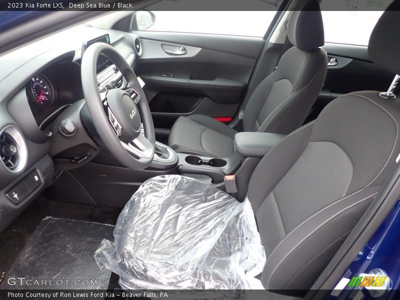 Deep Sea Blue / Black 2023 Kia Forte LXS