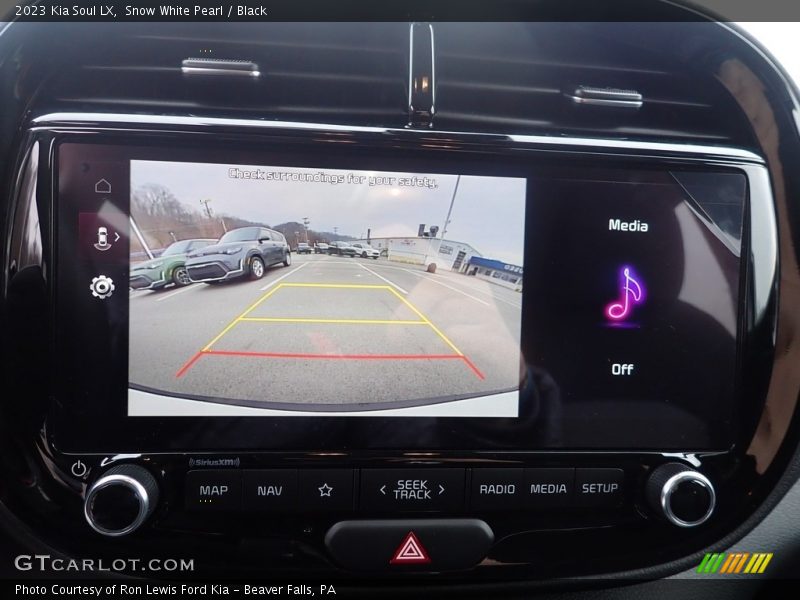 Snow White Pearl / Black 2023 Kia Soul LX