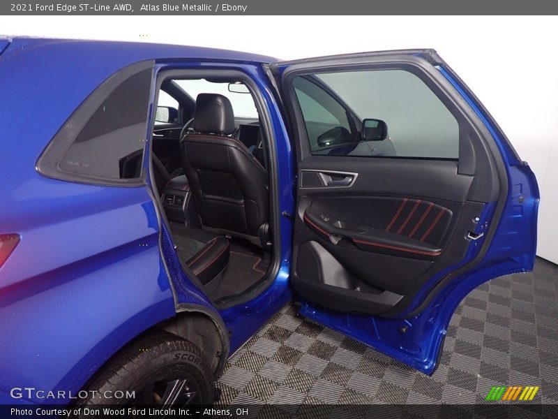 Door Panel of 2021 Edge ST-Line AWD