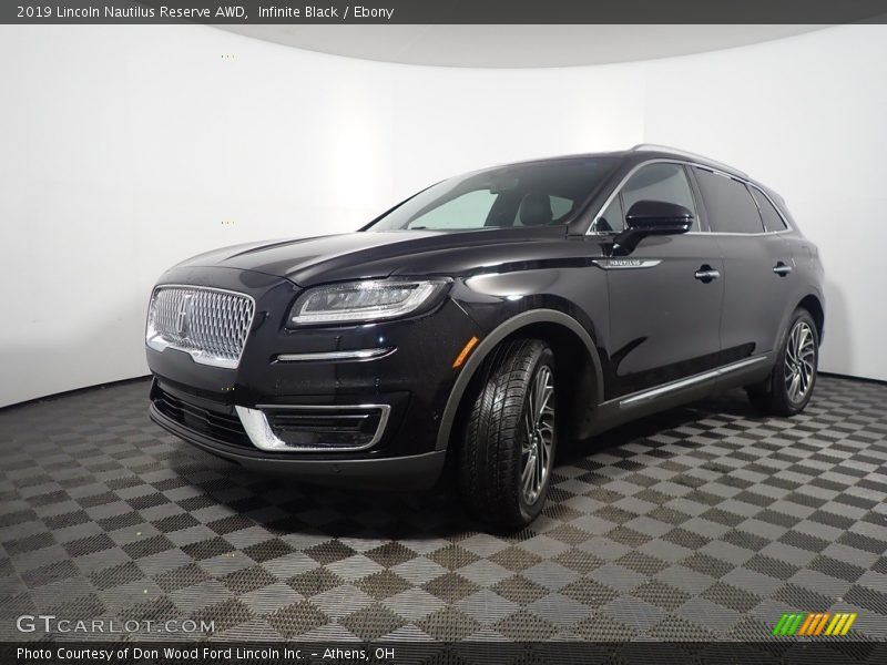 Infinite Black / Ebony 2019 Lincoln Nautilus Reserve AWD