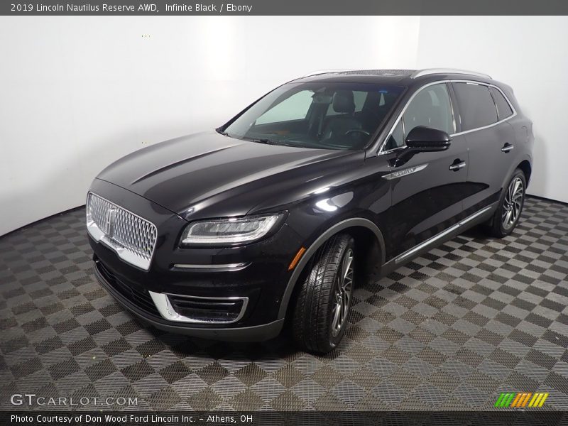 Infinite Black / Ebony 2019 Lincoln Nautilus Reserve AWD