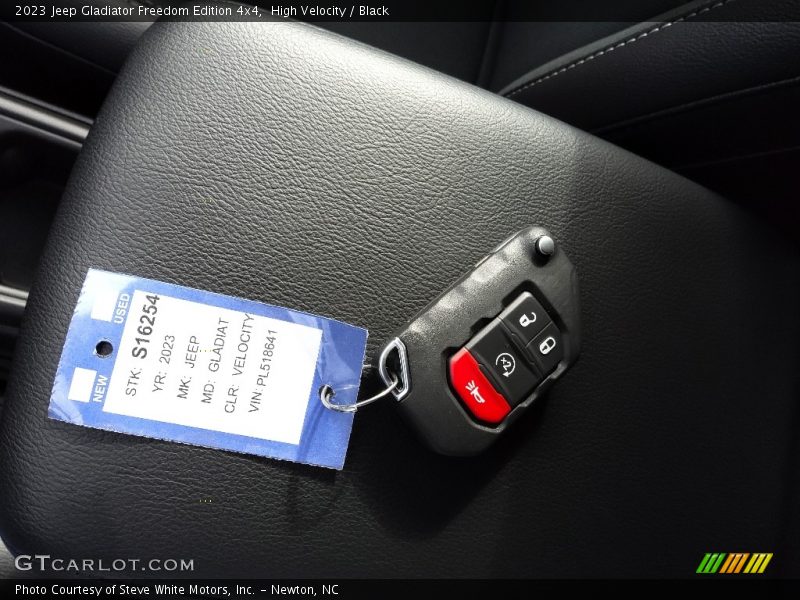 High Velocity / Black 2023 Jeep Gladiator Freedom Edition 4x4