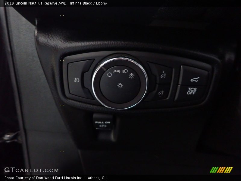 Infinite Black / Ebony 2019 Lincoln Nautilus Reserve AWD