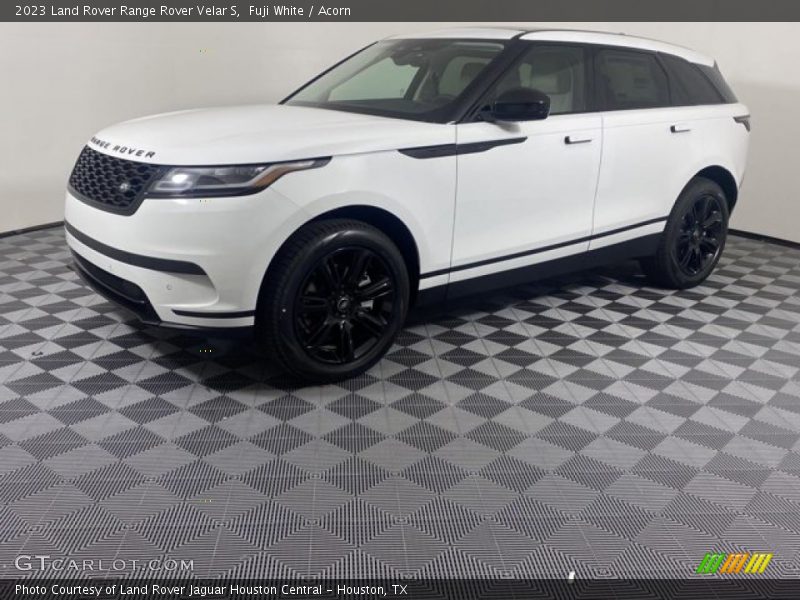 Fuji White / Acorn 2023 Land Rover Range Rover Velar S
