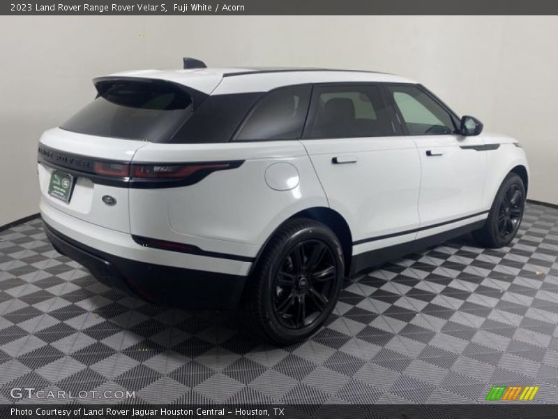 Fuji White / Acorn 2023 Land Rover Range Rover Velar S