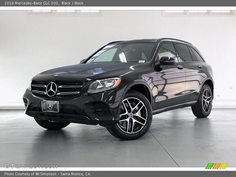 Black / Black 2019 Mercedes-Benz GLC 300