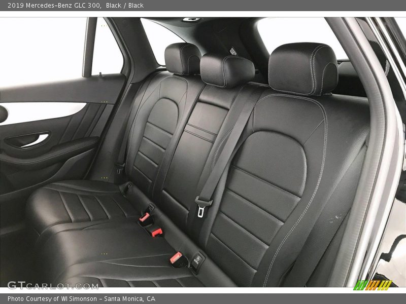 Black / Black 2019 Mercedes-Benz GLC 300
