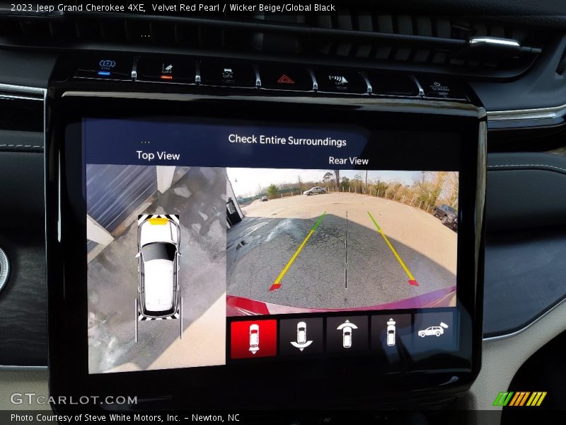 Velvet Red Pearl / Wicker Beige/Global Black 2023 Jeep Grand Cherokee 4XE