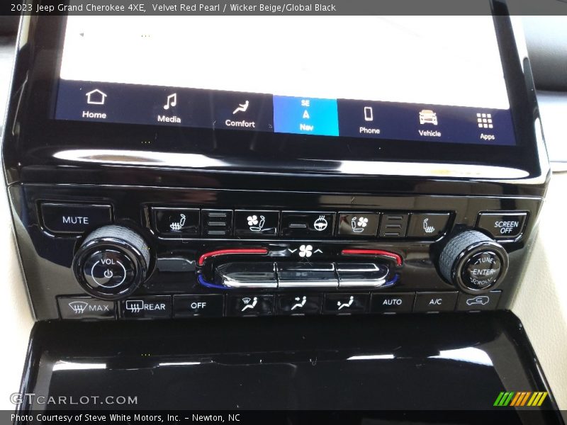 Velvet Red Pearl / Wicker Beige/Global Black 2023 Jeep Grand Cherokee 4XE