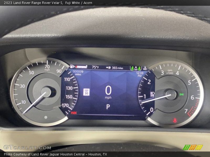 Fuji White / Acorn 2023 Land Rover Range Rover Velar S