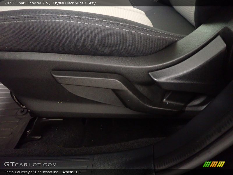 Crystal Black Silica / Gray 2020 Subaru Forester 2.5i