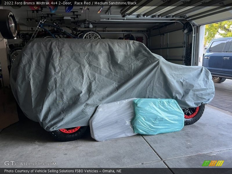 Race Red / Medium Sandstone/Black 2022 Ford Bronco Wildtrak 4x4 2-Door