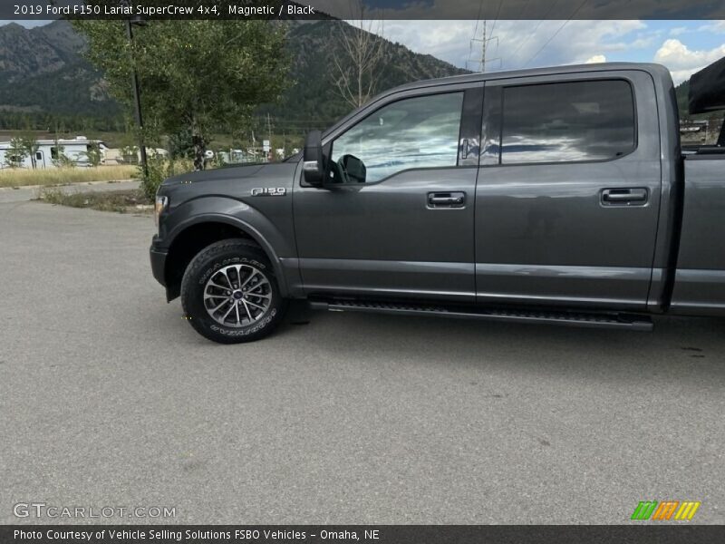 Magnetic / Black 2019 Ford F150 Lariat SuperCrew 4x4