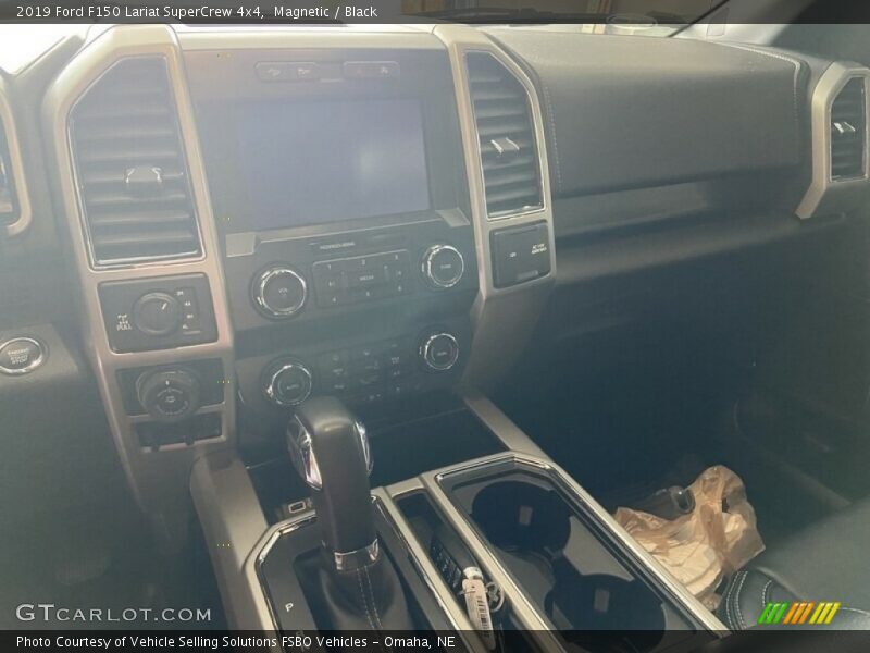 Magnetic / Black 2019 Ford F150 Lariat SuperCrew 4x4