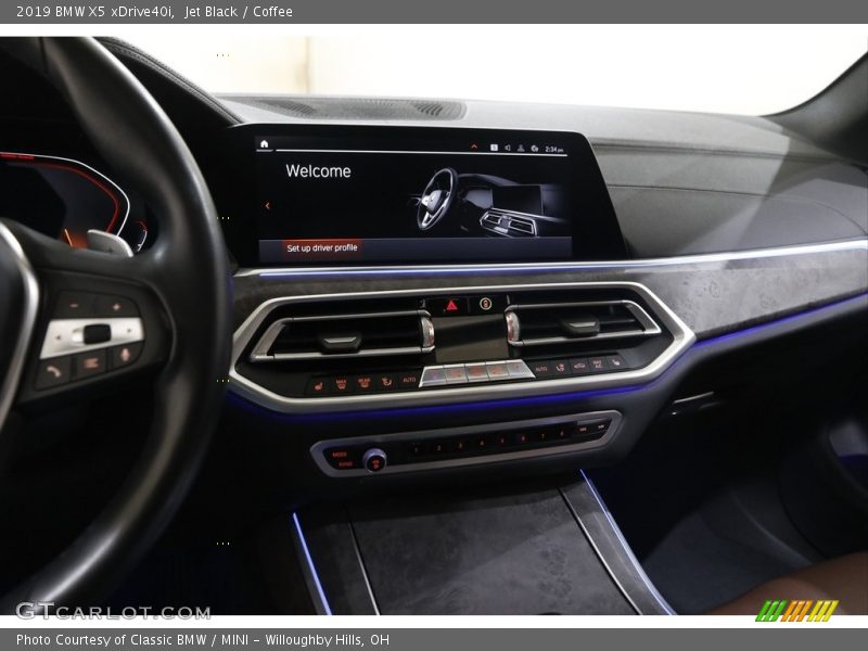 Jet Black / Coffee 2019 BMW X5 xDrive40i