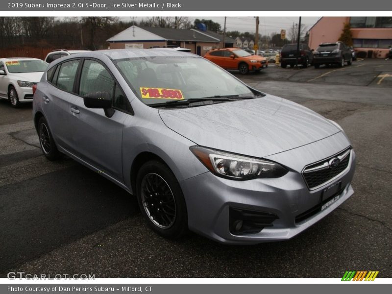 Ice Silver Metallic / Black 2019 Subaru Impreza 2.0i 5-Door