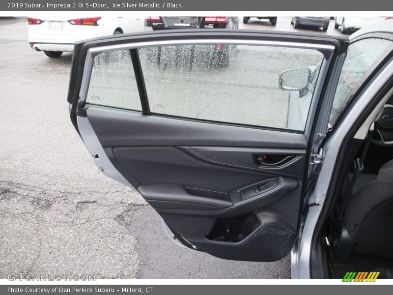 Ice Silver Metallic / Black 2019 Subaru Impreza 2.0i 5-Door