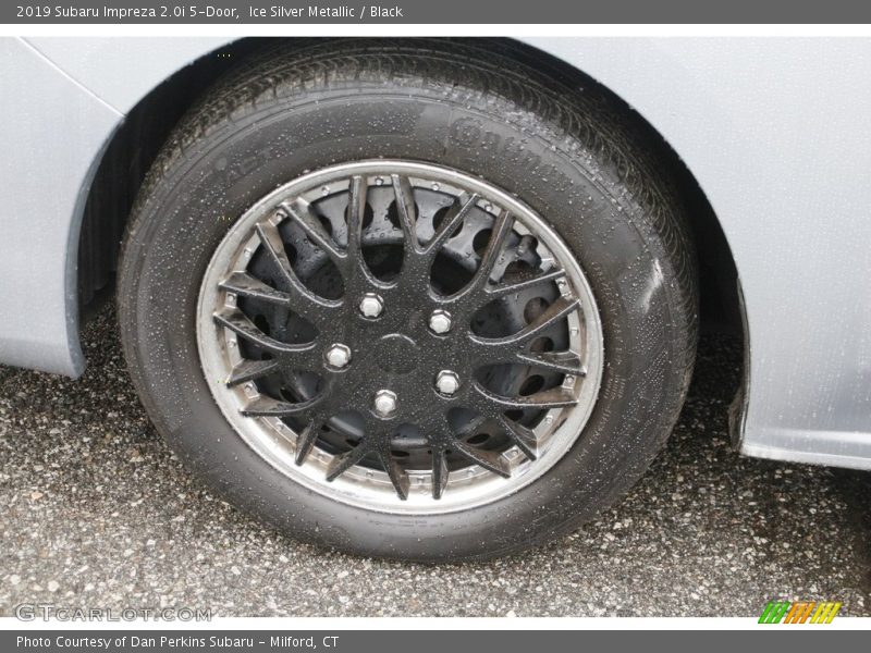 Ice Silver Metallic / Black 2019 Subaru Impreza 2.0i 5-Door