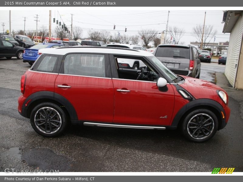 Chili Red / Carbon Black 2015 Mini Countryman Cooper S All4