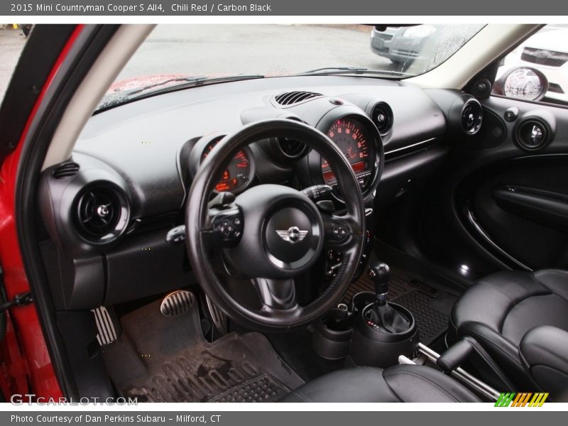 Chili Red / Carbon Black 2015 Mini Countryman Cooper S All4