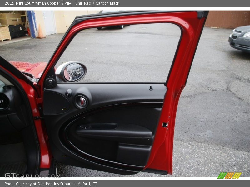 Chili Red / Carbon Black 2015 Mini Countryman Cooper S All4