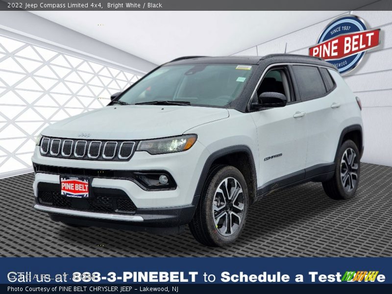 Bright White / Black 2022 Jeep Compass Limited 4x4