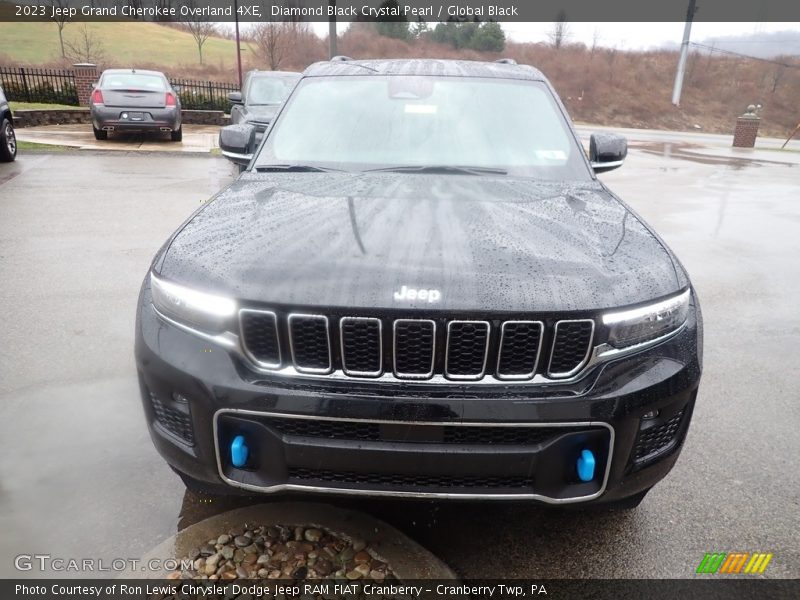 Diamond Black Crystal Pearl / Global Black 2023 Jeep Grand Cherokee Overland 4XE