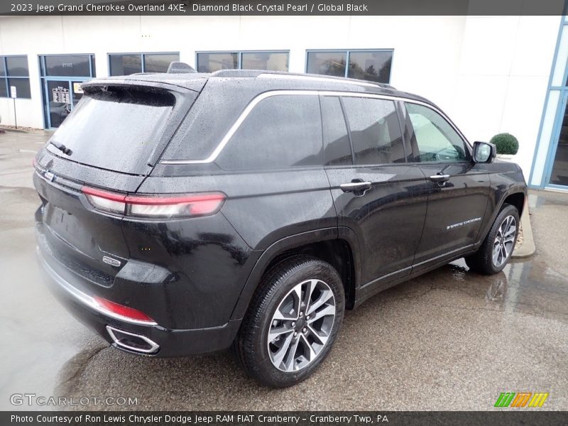 Diamond Black Crystal Pearl / Global Black 2023 Jeep Grand Cherokee Overland 4XE