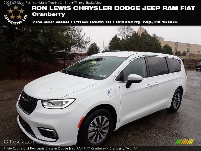 Bright White / Black/Alloy 2023 Chrysler Pacifica Hybrid Touring L