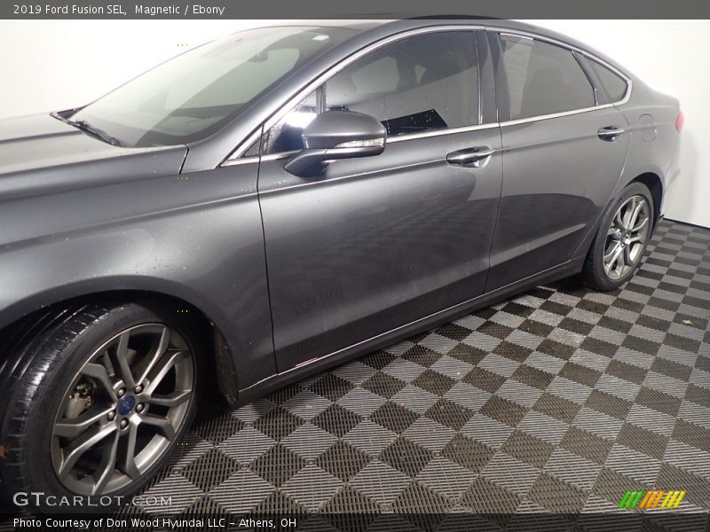 Magnetic / Ebony 2019 Ford Fusion SEL
