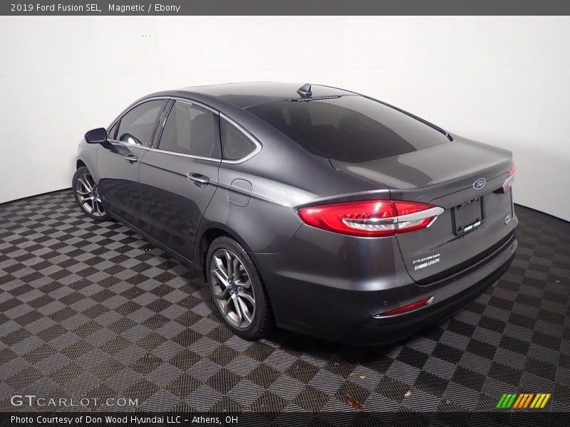 Magnetic / Ebony 2019 Ford Fusion SEL