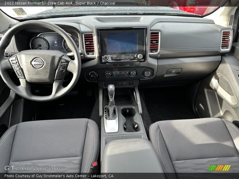 Super Black / Charcoal 2022 Nissan Frontier SV Crew Cab 4x4